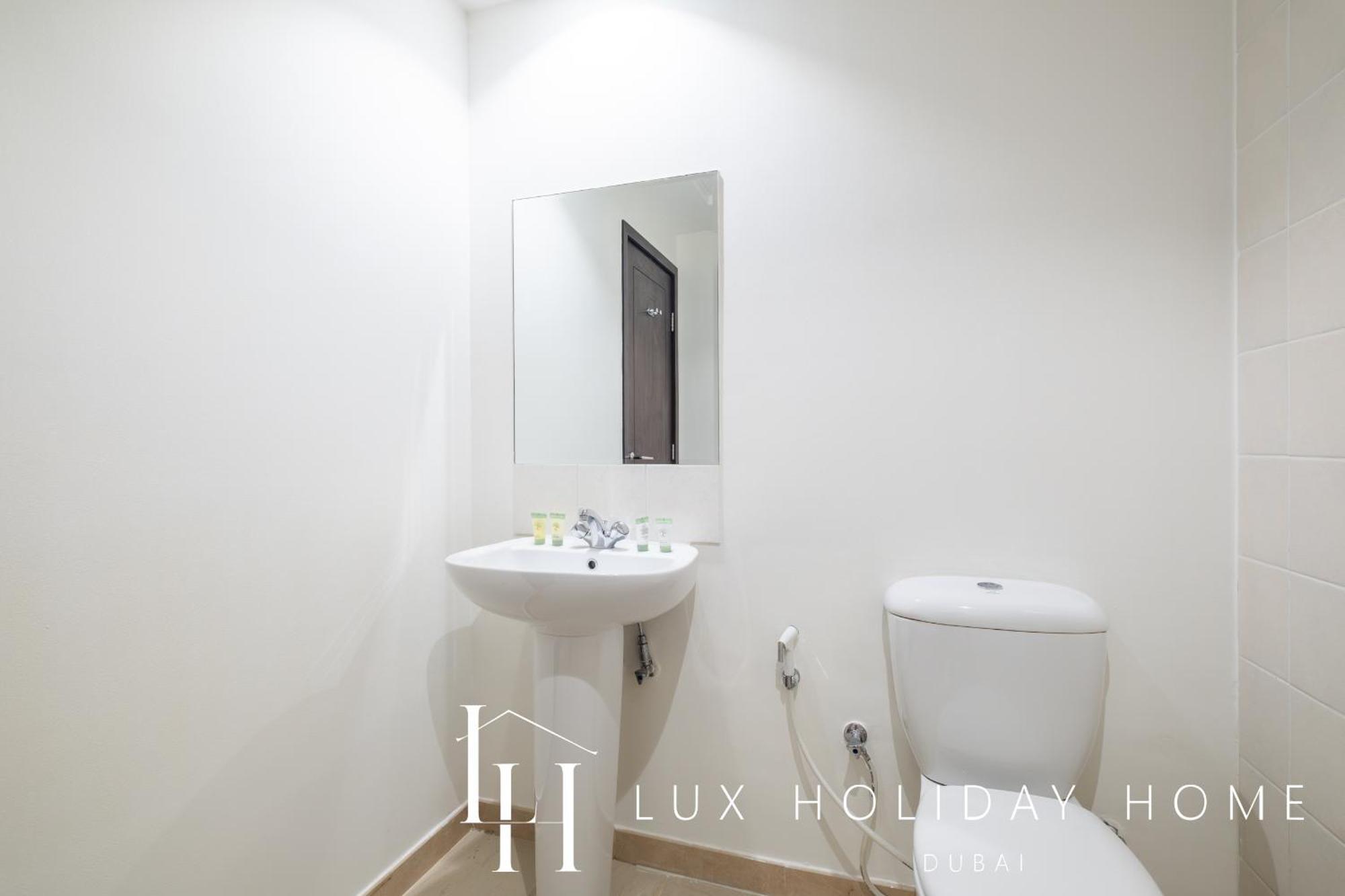 Lux The Burj Khalifa Fountain View Apartment Dubai